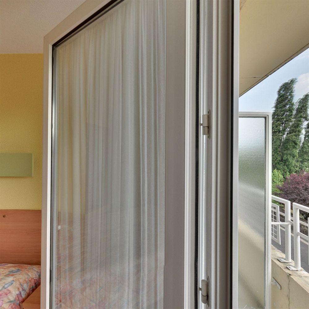 Logis L'estredelle 2* Pont-du-Chateau